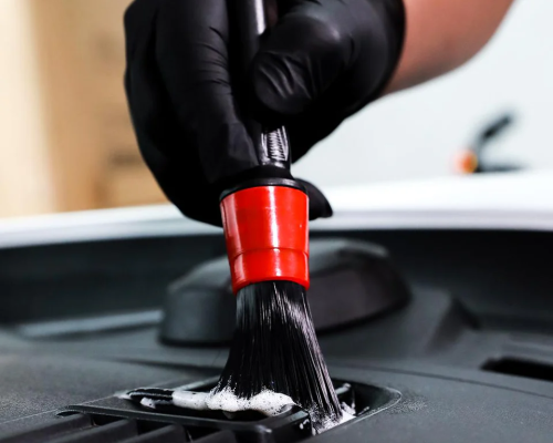 Professional detailing brush work