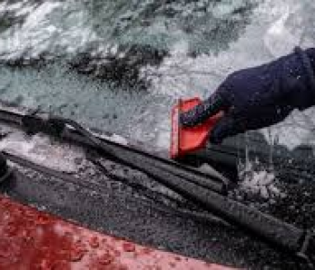 Professional window cleaning and ice removal